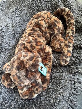 Jellycat | Large Livi Leopard | HTF | NWT | Rare & Retired | Pristine Condition
